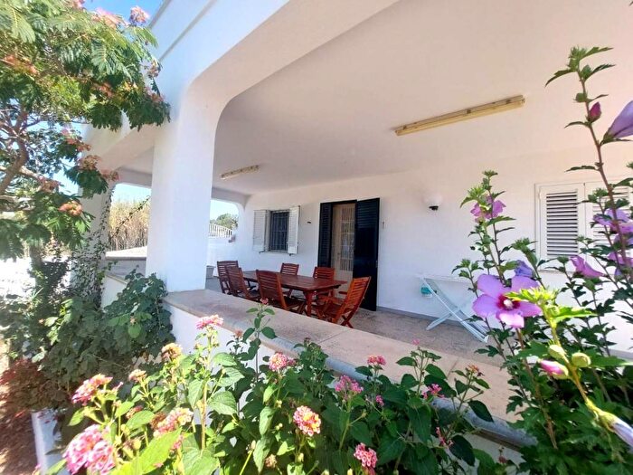 Casa quadrilocale in affitto in Via Scalelle, Torre Vado, Morciano di Leuca