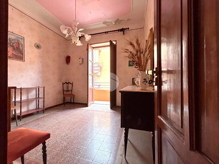 Appartamento trilocale in vendita in Via Domenico Cariolato, Palermo
