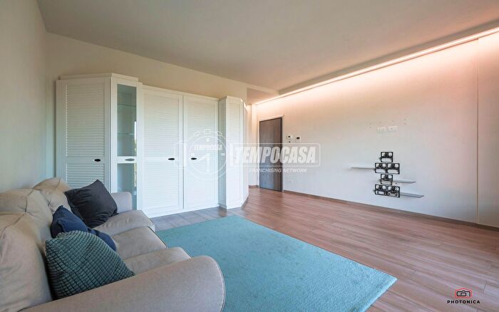 Appartamento con 5 locali in vendita in Via della Repubblica, Coriano