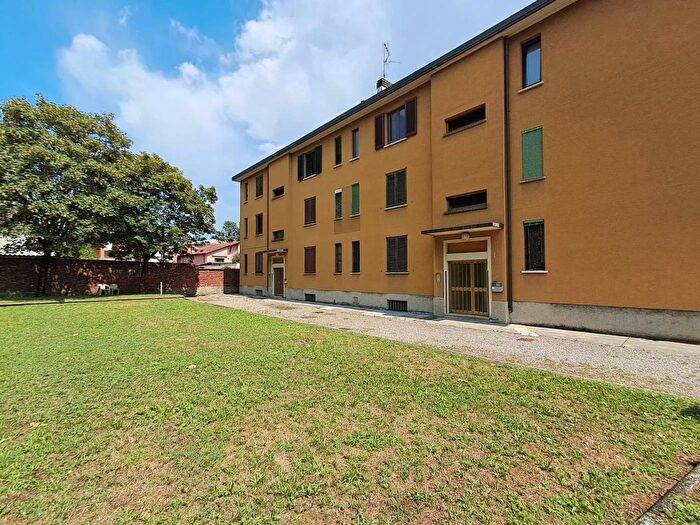 Appartamento bilocale in vendita in Via Padre Reginaldo Giuliani, Legnano