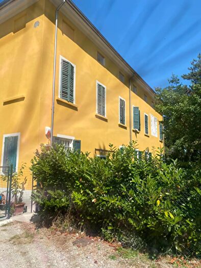 Appartamento trilocale in vendita in Strada Langhirano N, Parma