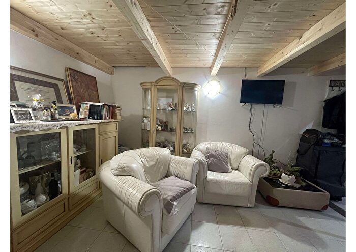 Appartamento monolocale in vendita in Via Carducci, Montescaglioso