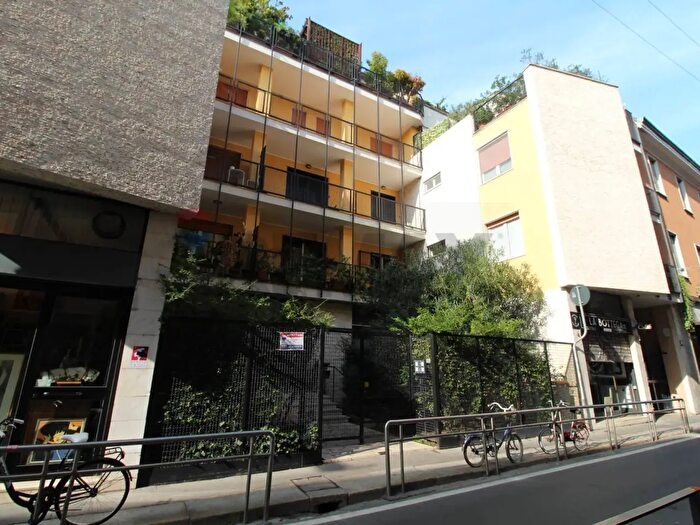 Appartamento bilocale in affitto in Via Savona, Milano