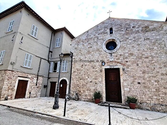 Appartamento con 5 locali in vendita in Via Adriano Rigantè, Ascoli Piceno