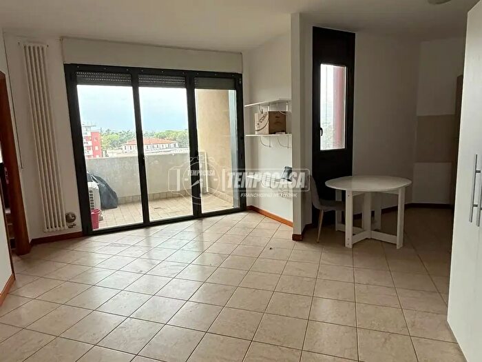 Appartamento monolocale in vendita in Viale Pompeo Ringressi, Forli'