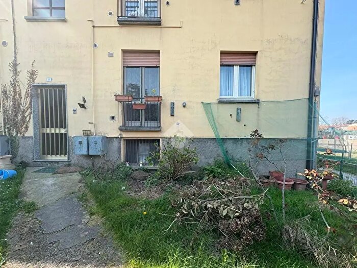 Appartamento trilocale in vendita in Via Dante Alighieri, Adro