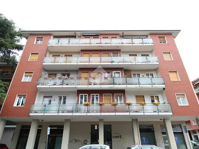 Appartamento bilocale in vendita in Via Montello, Brescia