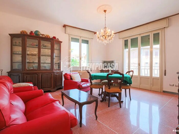 Appartamento con 5 locali in vendita in Bologna