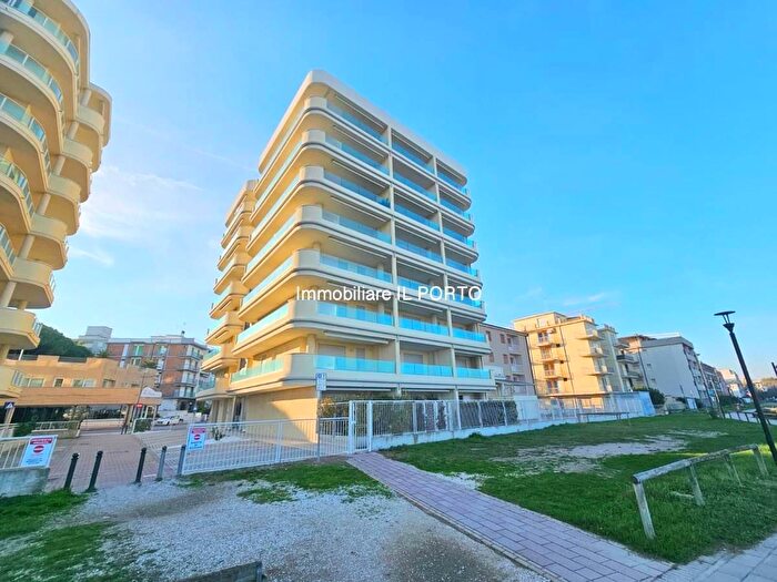 Appartamento trilocale in vendita in Comacchio