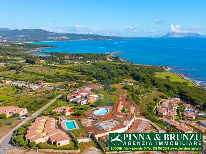 Casa trilocale in vendita in Via Nazionale, Budoni