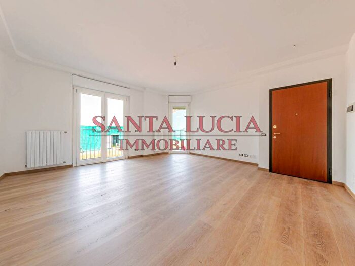 Appartamento trilocale in affitto in Via Enrico Mattei, Segrate Centro, Segrate