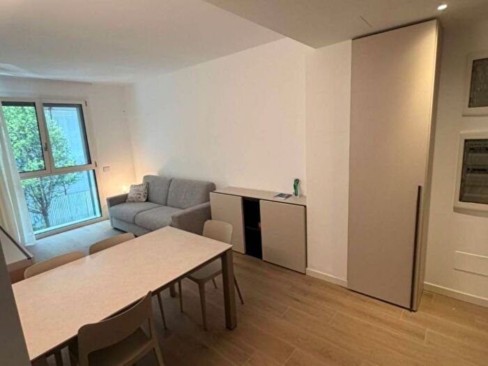 Appartamento bilocale in affitto in Via Vivarini, Pezzotti Meda, Milano