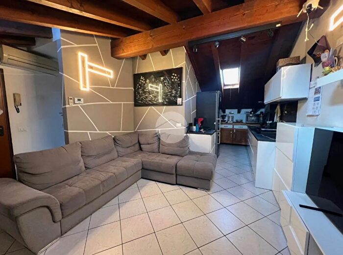 Appartamento bilocale in vendita in Via Torre, Castegnato