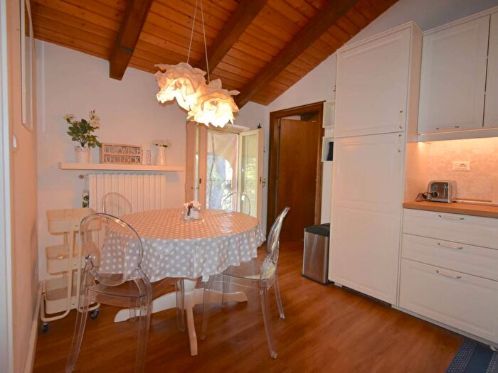 Appartamento trilocale in affitto in Via Alamandini, Colli San Mamolo, Bologna