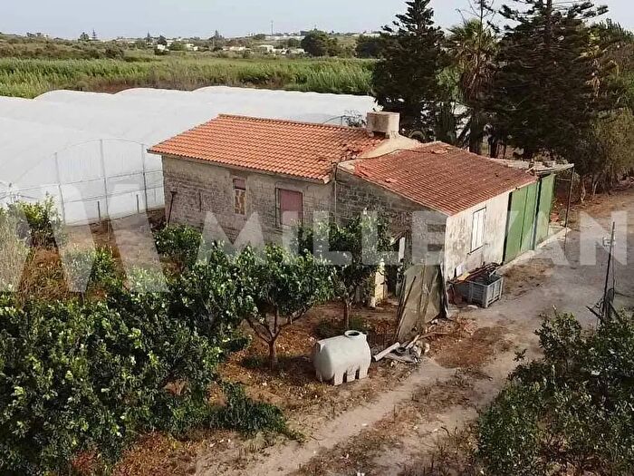 Casa con 6 locali in vendita in Via dei Giaggioli Snc, Ispica