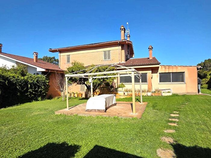 Casa con 5 locali in affitto in via delle pantanelle, Ciampino