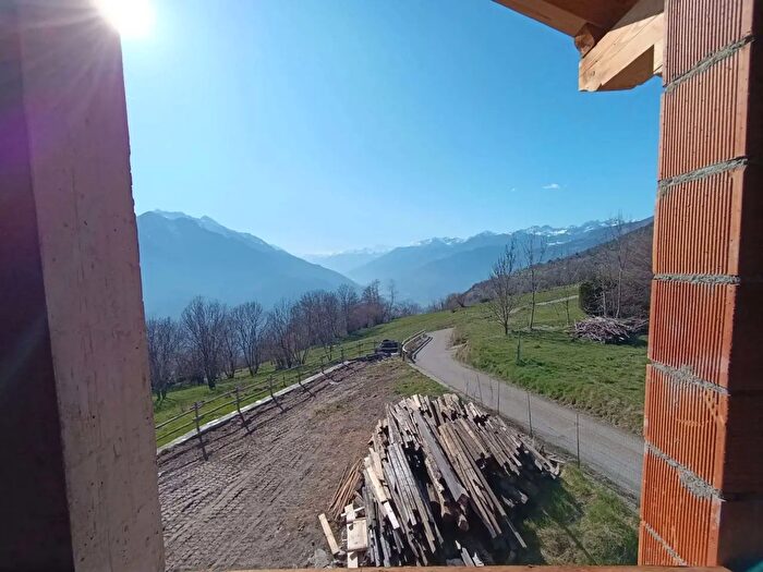 Casa quadrilocale in vendita in Chassan, Emarese