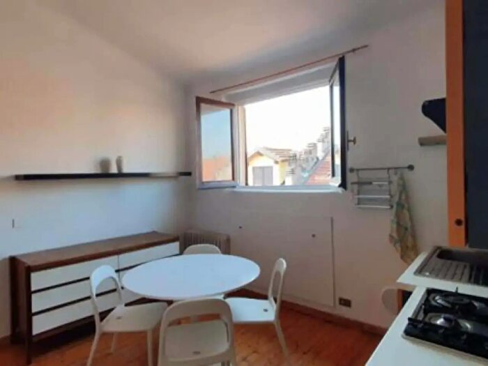 Appartamento monolocale in affitto in Via Melzo, Milano