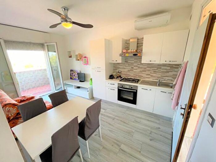 Appartamento trilocale in vendita in Via Giovanni Boldini, Comacchio