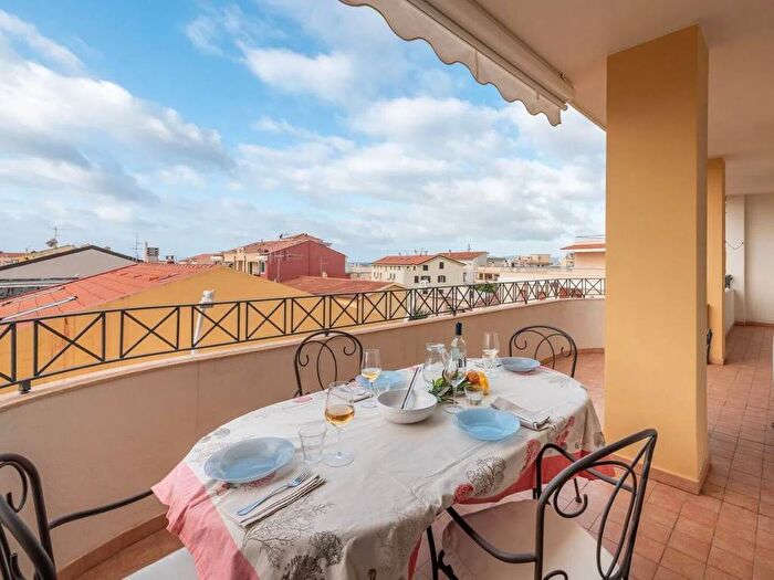 Appartamento trilocale in affitto in Via Carbonia, Maria Pia Fertilia, Alghero