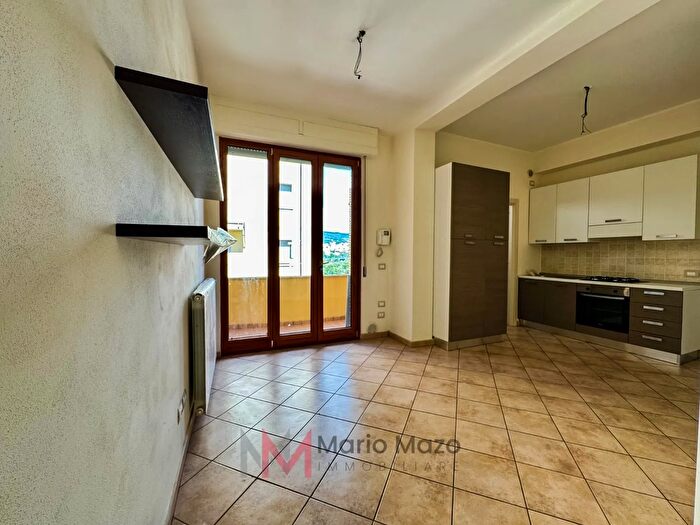 Appartamento bilocale in vendita in Via Giosuè Carducci, Chianciano Terme