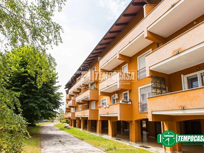 Appartamento bilocale in vendita in Via Pio XII, Buscate