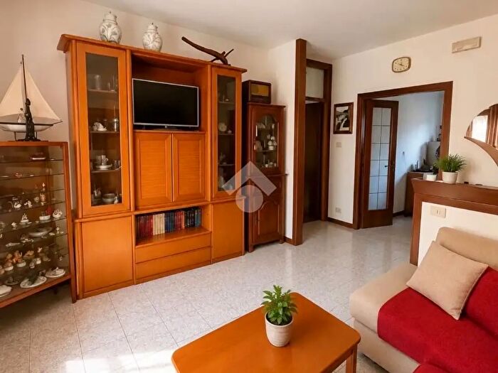 Appartamento quadrilocale in vendita in Via Iolanda, Tezze Sul Brenta