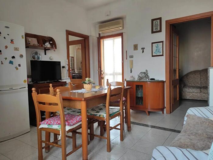 Appartamento quadrilocale in vendita in Via Francesco Mauceri, Siracusa