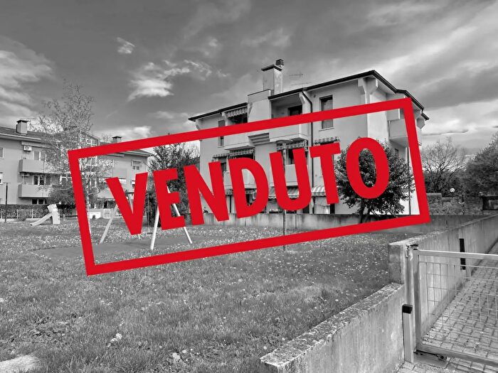 Appartamento trilocale in vendita in Ronchi Dei Legionari