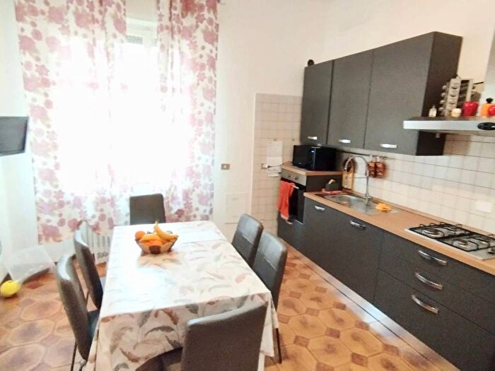 Casa con 5 locali in affitto in Due Pini Te Brunetti, Mantova