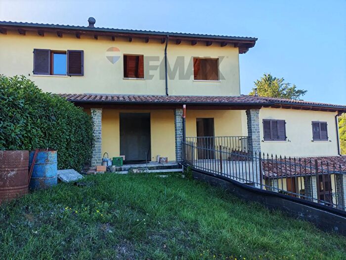 Appartamento quadrilocale in vendita in Strada della Madonna, Perugia