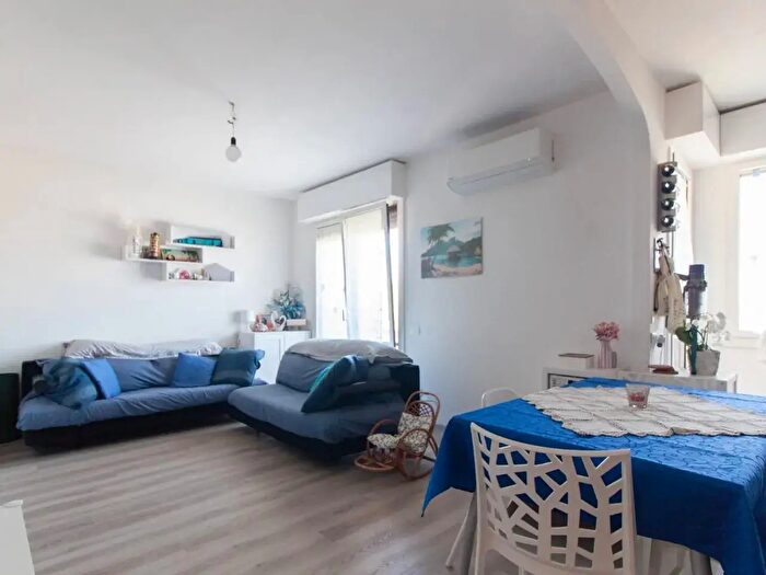 Appartamento con 5 locali in vendita in Pisa