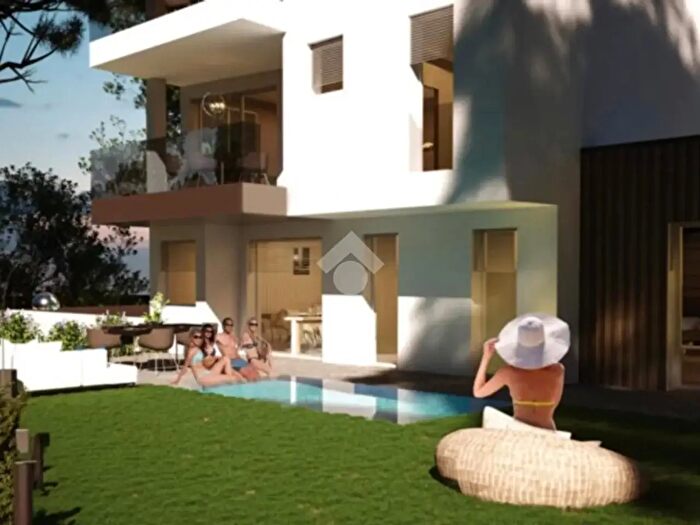 Appartamento trilocale in vendita in Viale Dante Alighieri, Cervia