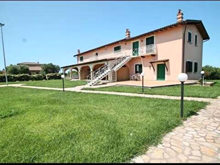 Appartamento trilocale in affitto in Strada Statale No Number, Montalto di Castro