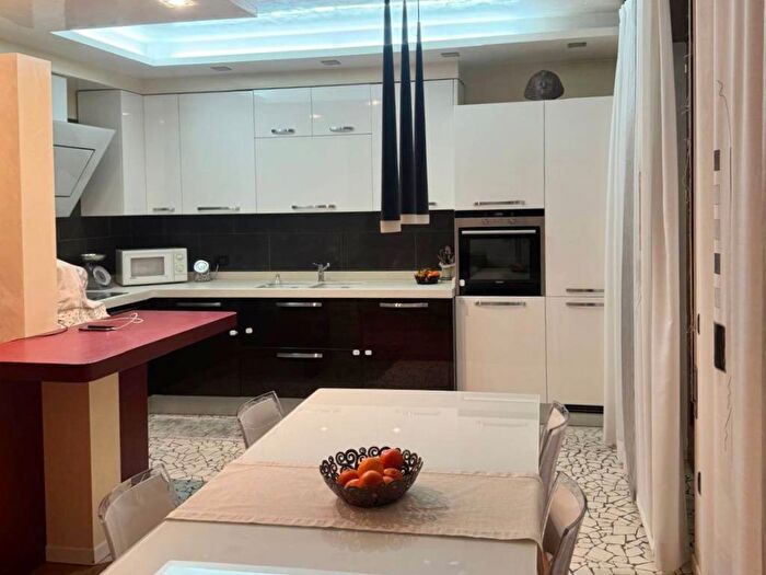 Appartamento trilocale in affitto in Via Aleardo Aleardi, Centro, San Bonifacio