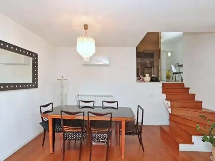 Casa con 6 locali in vendita in Firenze