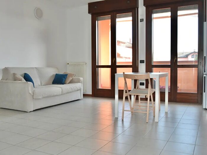 Appartamento trilocale in vendita in Via Caduti del Pilastro, Malalbergo
