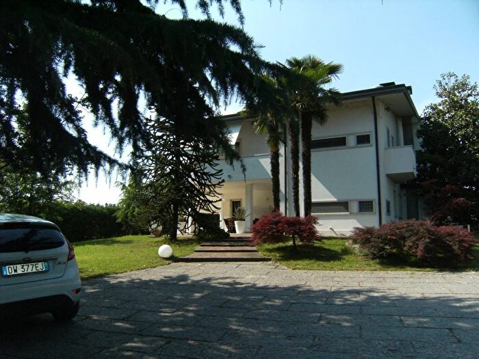 Appartamento bilocale in affitto in Strada Biron di Sotto, Cattane, Vicenza