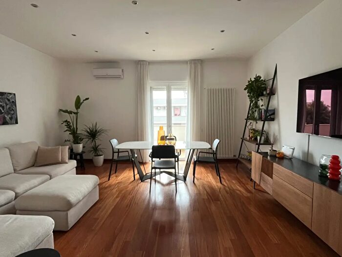 Appartamento trilocale in vendita in Via Pasquale Micelli, Lecce