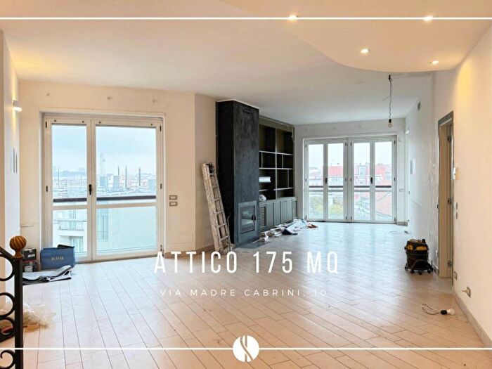 Casa quadrilocale in affitto in Via Madre Cabrini, Quadronno Crocetta, Milano