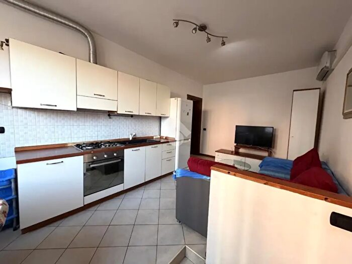 Appartamento trilocale in vendita in Via S Martino Vecchio, Torre Boldone