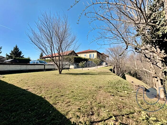 Casa con 8 locali in vendita in Strada San Martino, Castiglione Torinese