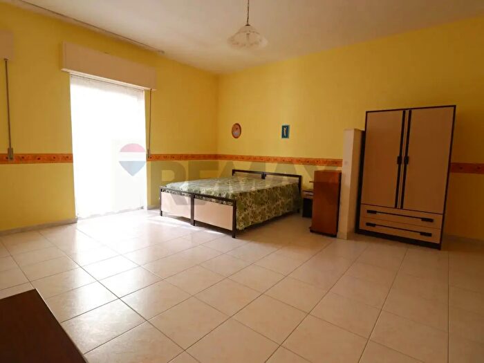 Casa bilocale in vendita in Via Rapisardi, Scicli