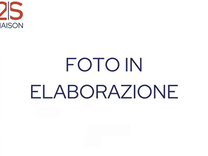 Appartamento trilocale in vendita in Via Antonio Burlando, Genova