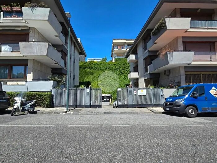 Appartamento bilocale in affitto in Via Stazio, Napoli