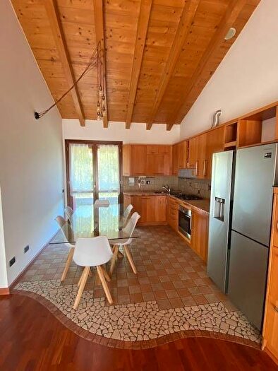 Appartamento con 5 locali in affitto in strada canizzano, Canizzano, Treviso