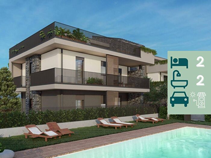 Appartamento trilocale in affitto in Centro, Lazise