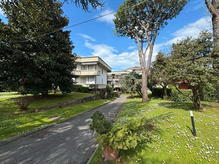 Appartamento quadrilocale in vendita in Massa