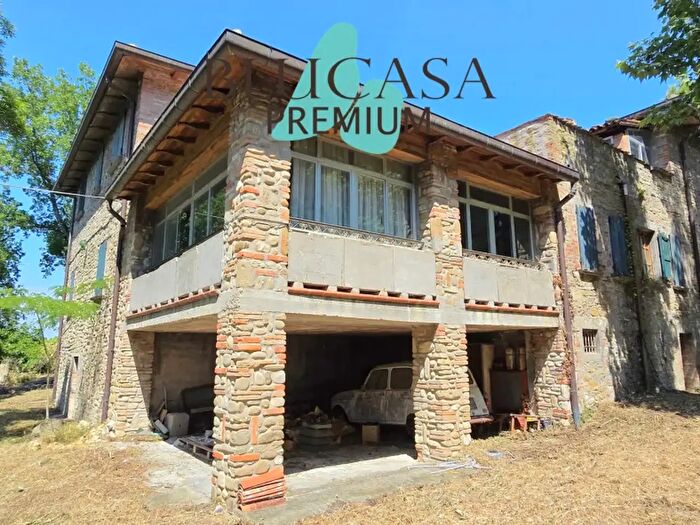 Casa con 5 locali in vendita in Cusercoli, Civitella Di Romagna