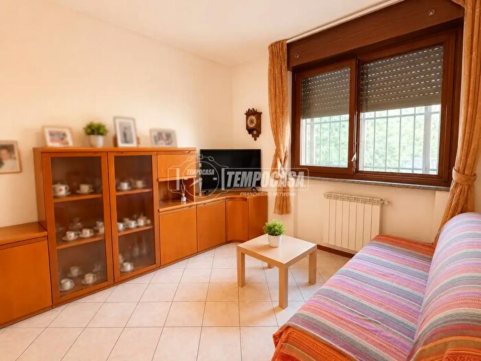 Appartamento bilocale in vendita in Via Cornaredo, Rho